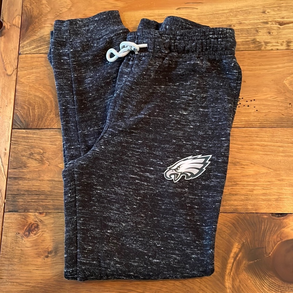 NFL Team Apparel Philadelphia Eagle’s Boys joggers/sweatpants- size 14/16 L